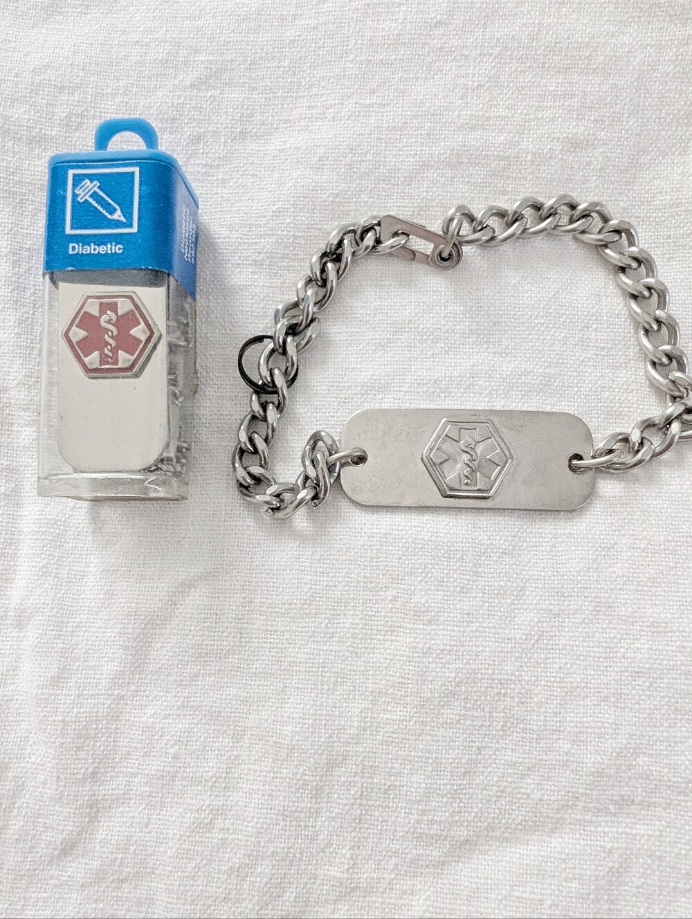 VINTAGE Diabetic Alert Necklace Bracelet ID Acu-Life Medical Stainless